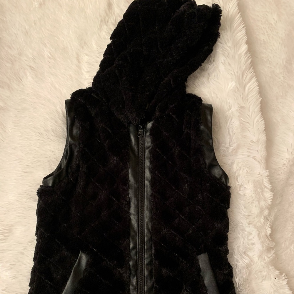 Girls black hooded vest